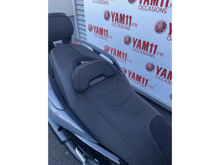 YAMAHA XMAX 300 Tech Max