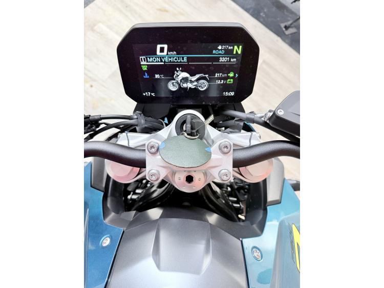 BMW F 900 R 