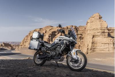 CF MOTO 800 MT