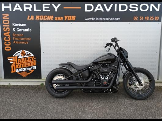 HARLEY-DAVIDSON SOFTAIL STREET BOB 1868