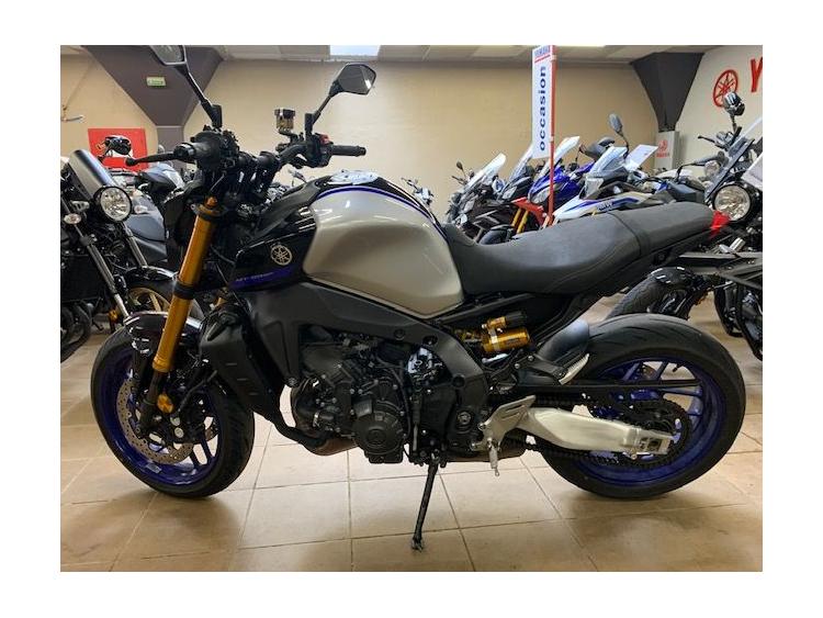 YAMAHA MT-09 SP