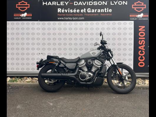 HARLEY-DAVIDSON SPORTSTER NIGHTSTER 975