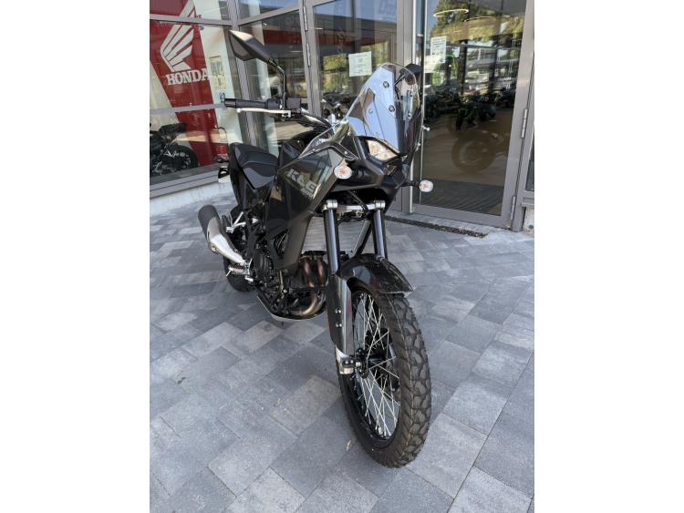 KAWASAKI KLE 500