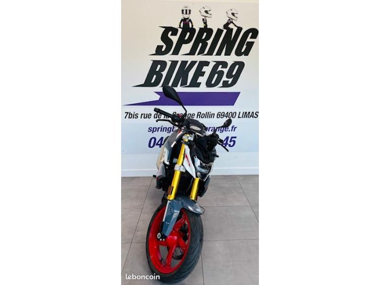 BMW G 310 R