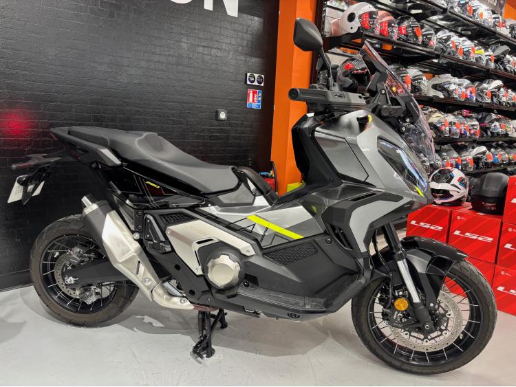 HONDA X-ADV 750