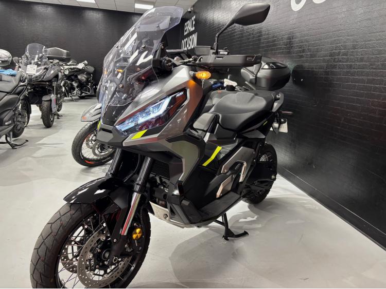 HONDA X-ADV 750