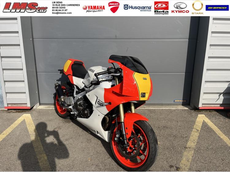 YAMAHA XSR 900 GP
