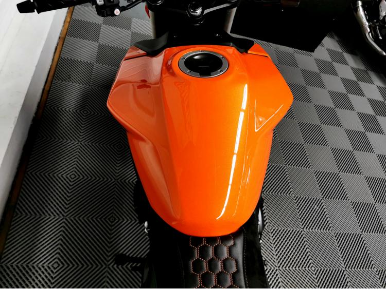 HONDA CB 750 HORNET - SHIFTER - MIVV - ELIGIBLE A2 - GTIE 11/2029 - Peinture perso