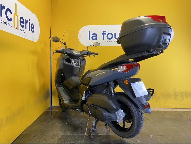 YAMAHA NMAX 125