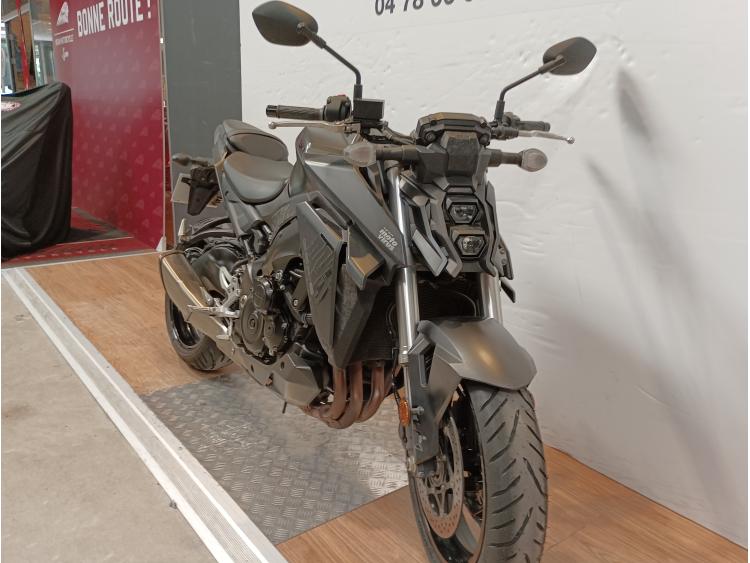 SUZUKI GSX-S 950