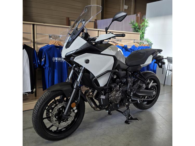 YAMAHA TRACER 7