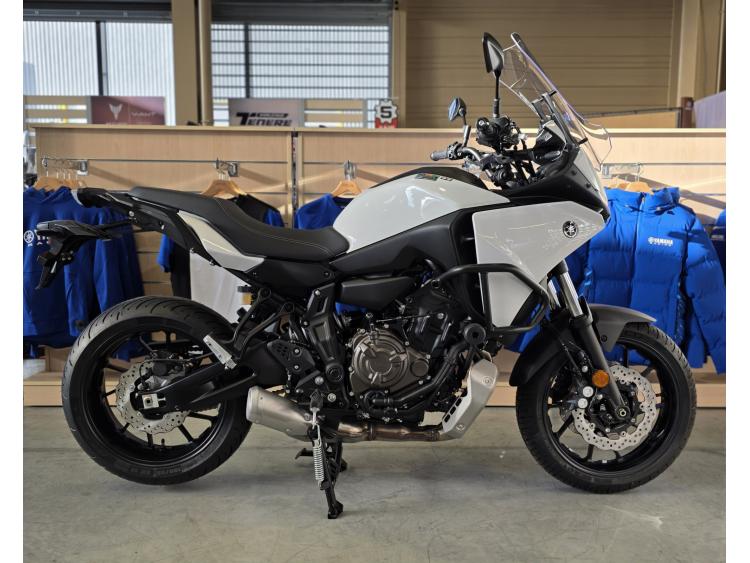 YAMAHA TRACER 7