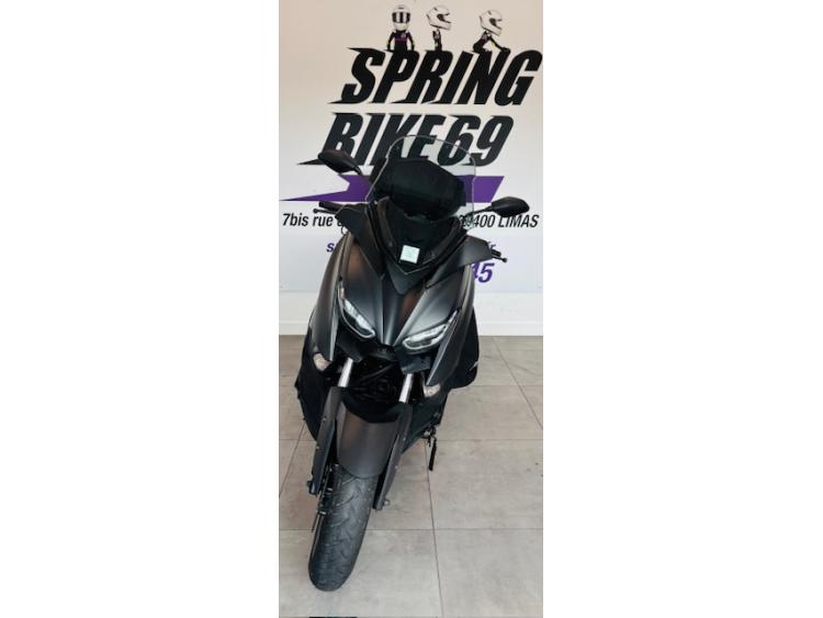 YAMAHA XMAX 300