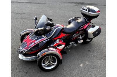 CAN-AM SPYDER RS