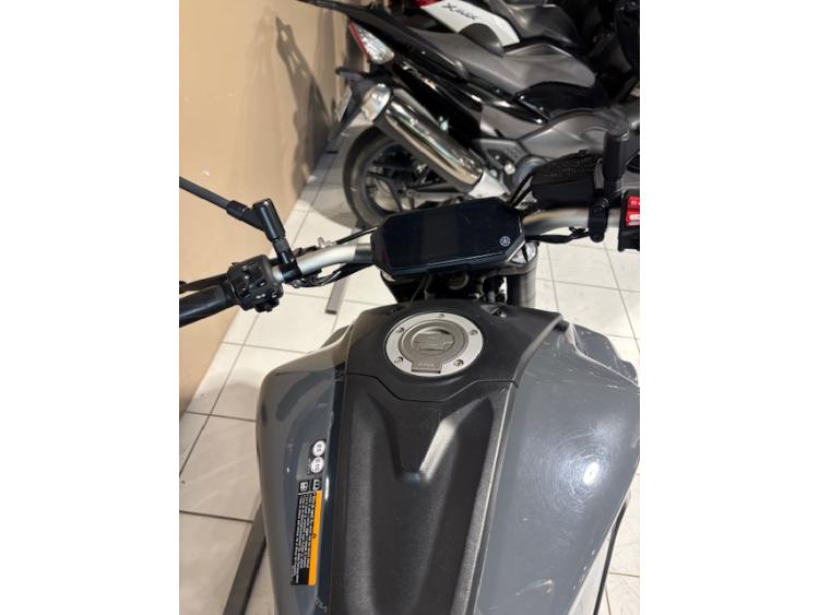 YAMAHA MT-07 (47.5CV)