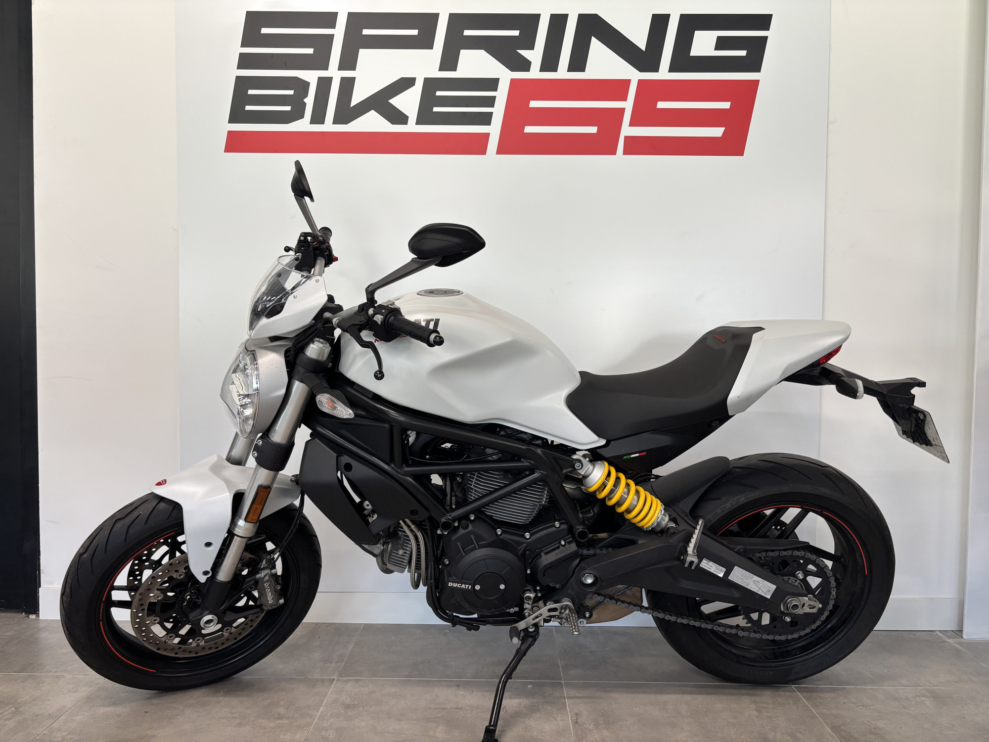 DUCATI MONSTER 797