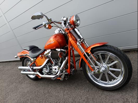 HARLEY-DAVIDSON SOFTAIL SPRINGER 1800 CVO