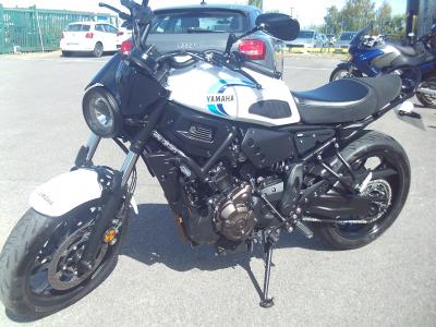 YAMAHA XSR 700 ABS