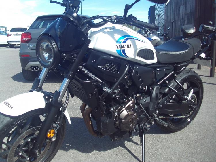 YAMAHA XSR 700 ABS