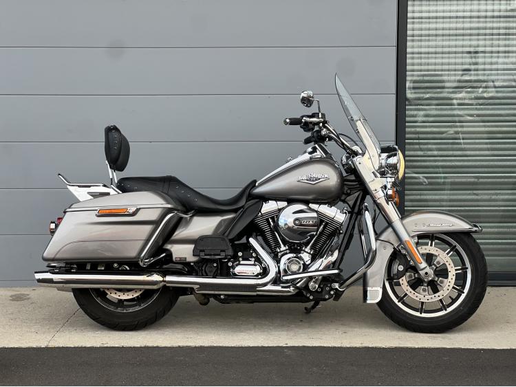 HARLEY-DAVIDSON TOURING ROAD KING 1690