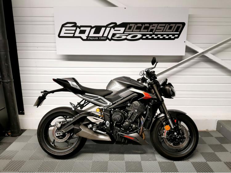 TRIUMPH STREET TRIPLE 765 RS