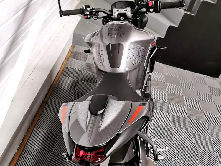 TRIUMPH STREET TRIPLE 765 RS