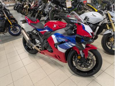 HONDA CBR 1000 RR FIREBLADE