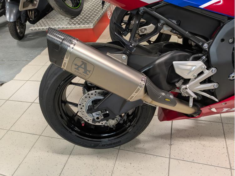 HONDA CBR 1000 RR FIREBLADE