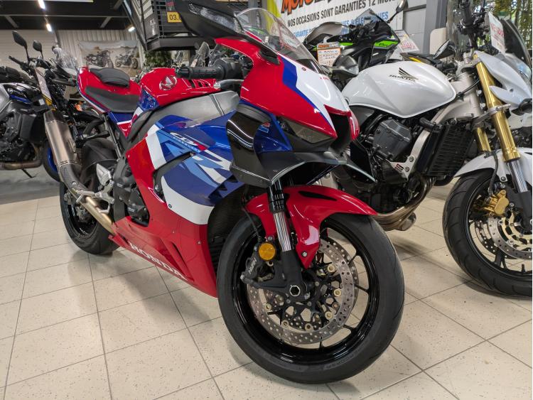 HONDA CBR 1000 RR FIREBLADE
