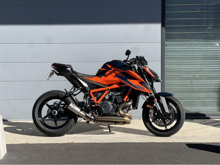 KTM 1290 SUPER DUKE R