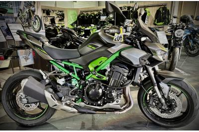 KAWASAKI Z 900