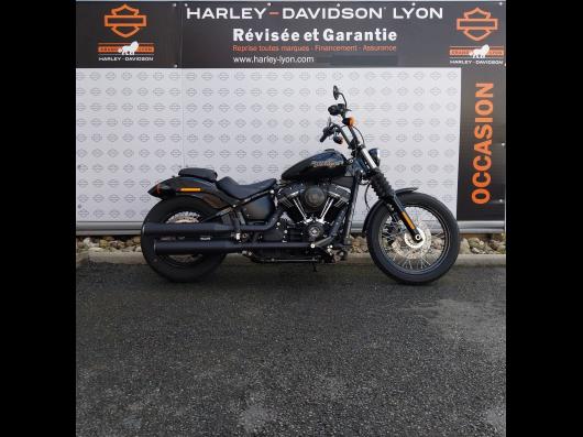 HARLEY-DAVIDSON SOFTAIL STREET BOB 1745