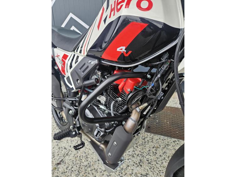 HERO Xpulse 200 4V Pro