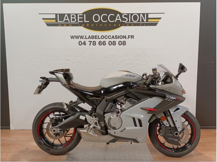 CF MOTO 675 SR-R