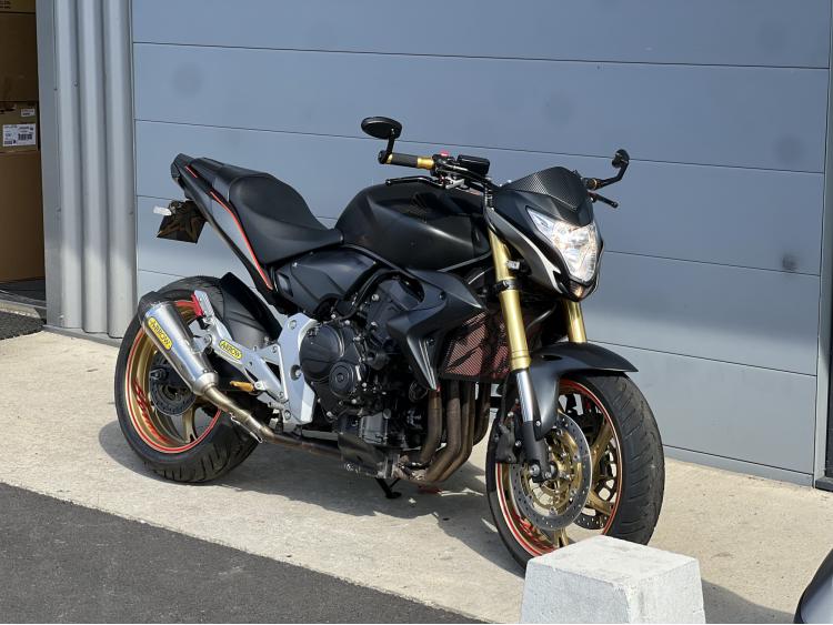 HONDA CB 600 F HORNET