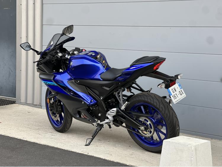 YAMAHA YZF 125 R ABS