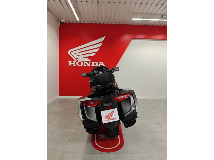 HONDA GL 1800 GOLDWING DCT