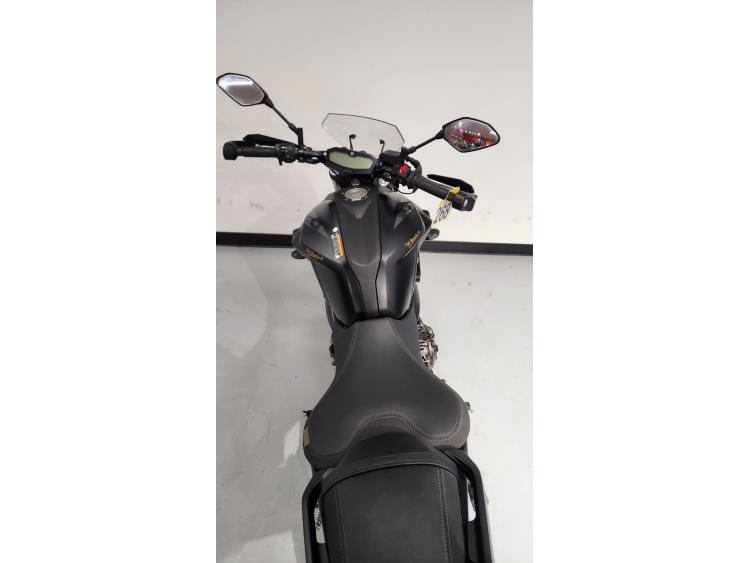 YAMAHA MT-07 (47.5CV)