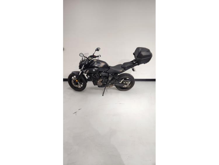 YAMAHA MT-07 (47.5CV)
