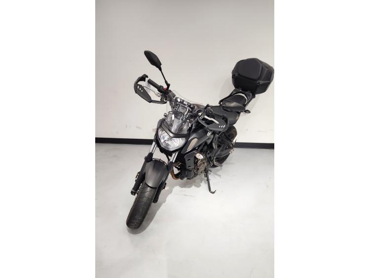 YAMAHA MT-07 (47.5CV)