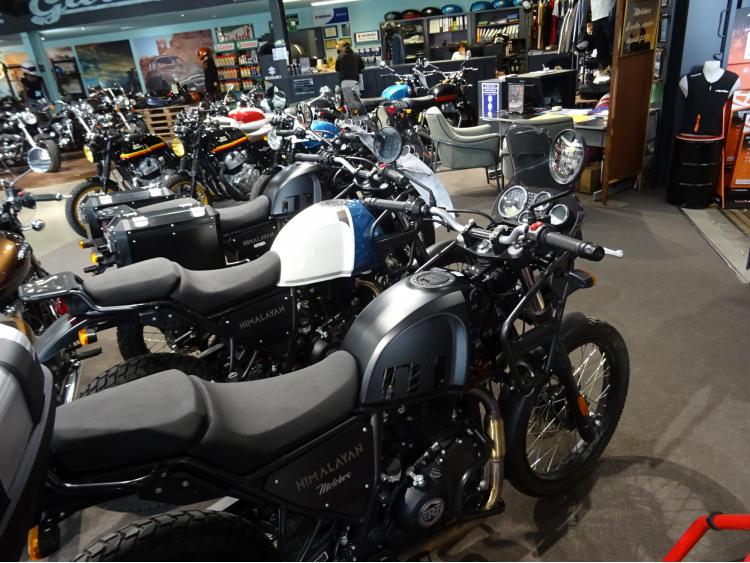 ROYAL ENFIELD Himalayan 410 A2