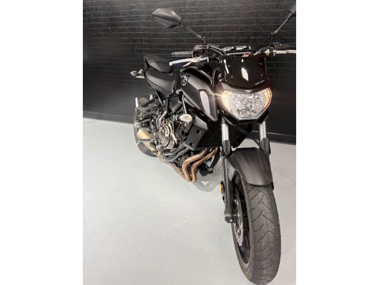 YAMAHA MT-07