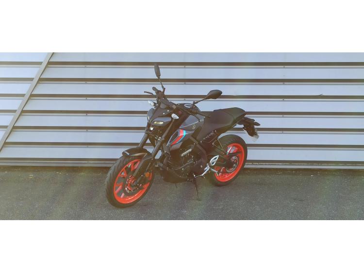 YAMAHA MT-125 ABS