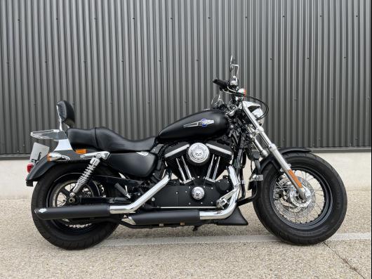 HARLEY-DAVIDSON SPORTSTER CUSTOM 1200