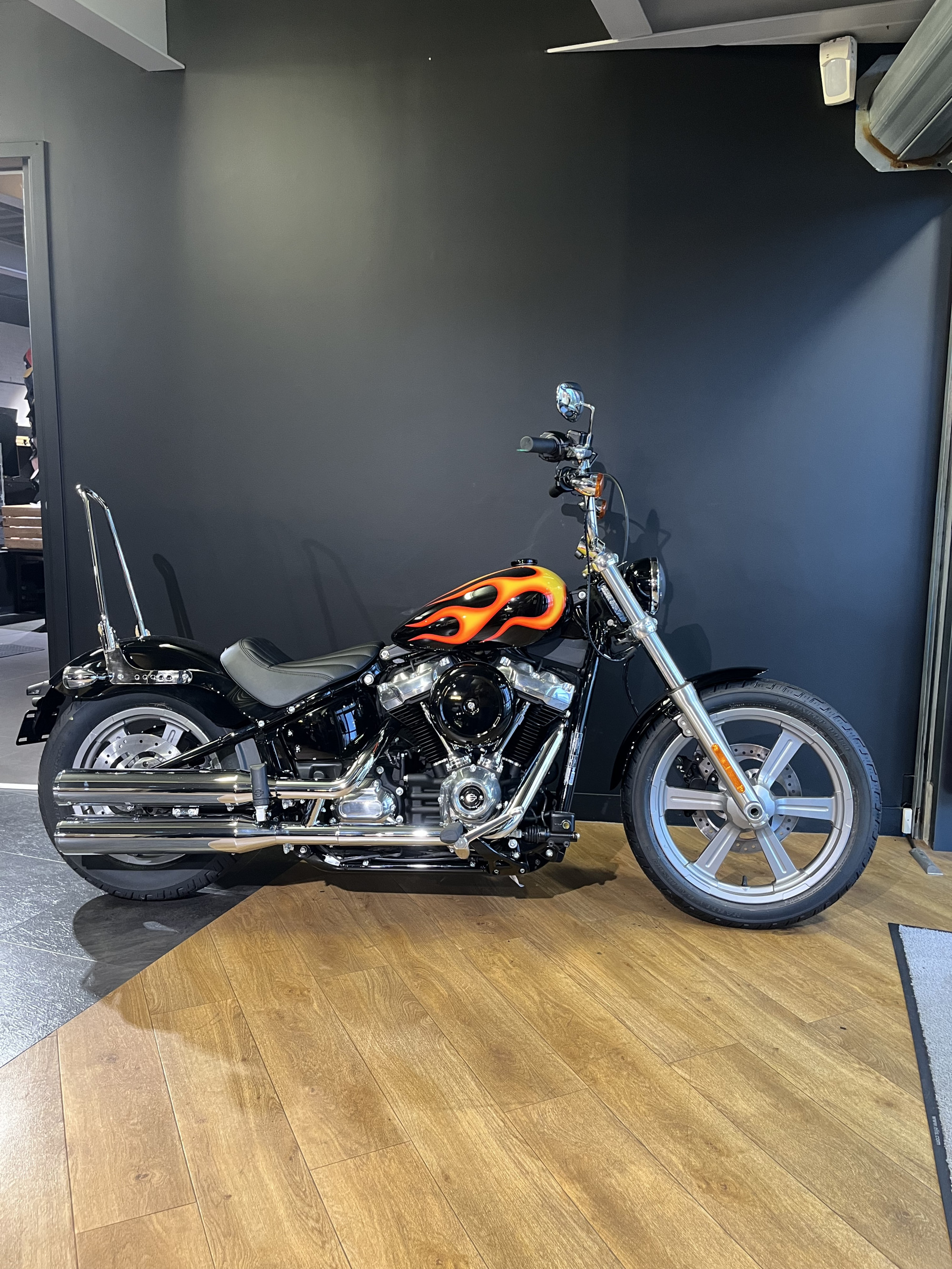 HARLEY-DAVIDSON SOFTAIL STANDARD 1745