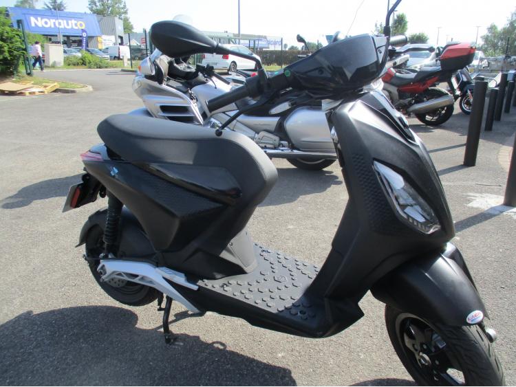 PIAGGIO 1 Electrique