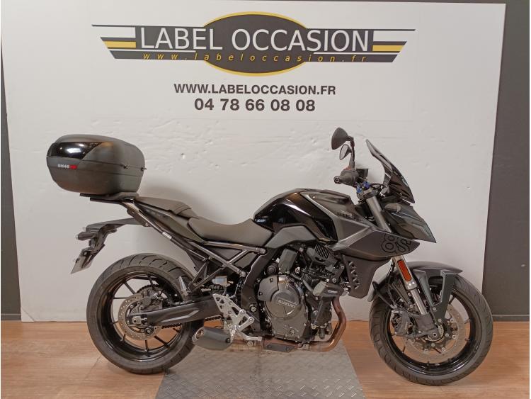 SUZUKI GSX 8S