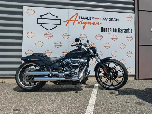 HARLEY-DAVIDSON SOFTAIL BREAKOUT 1868