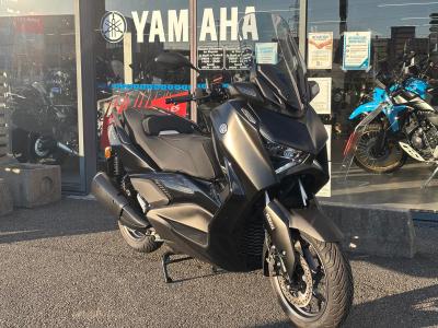 YAMAHA XMAX 300 Tech Max