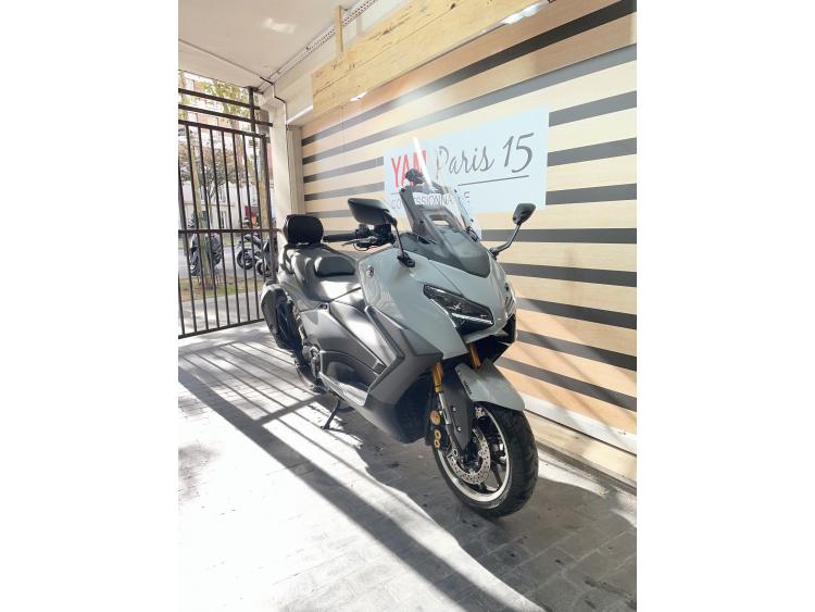 YAMAHA XP T-MAX 560 TECH MAX ( TMAX T MAX  TECHMAX )